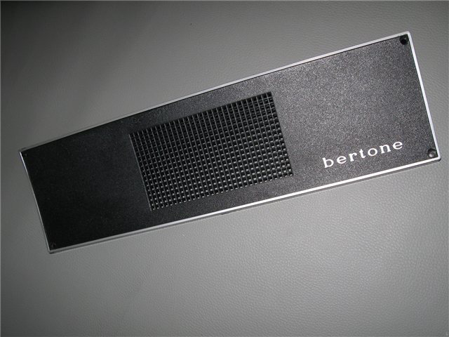 Afbeeldingen van radioplaatje BERTONE 1300