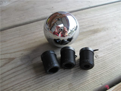 Picture of gear leaver knob 1300 and 1500, metal, CHROME