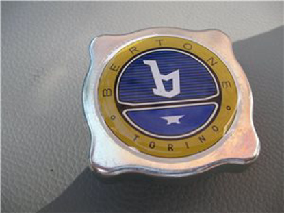 Picture of expansion tank cap with Bertone logo