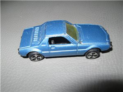 Picture of model car 1:59 blue