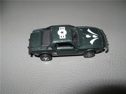 Picture of model car 1:59, green metallic