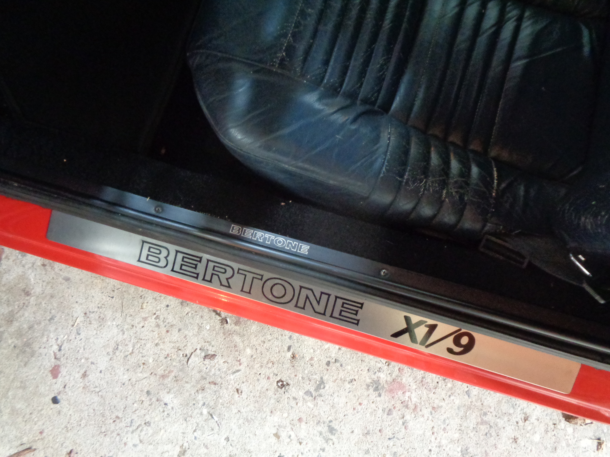 Picture of carpet threshold kickplates, stainless steel, BERTONE  X 1/9